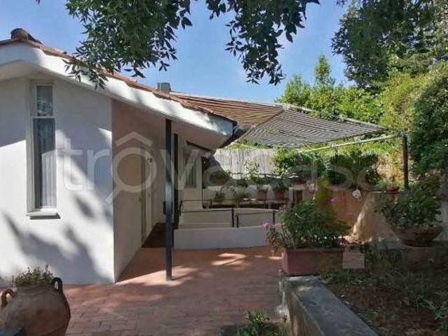 Villa Bifamiliare in affitto a Orbetello, arredato, giardino privato, terrazzo TrovaCasa