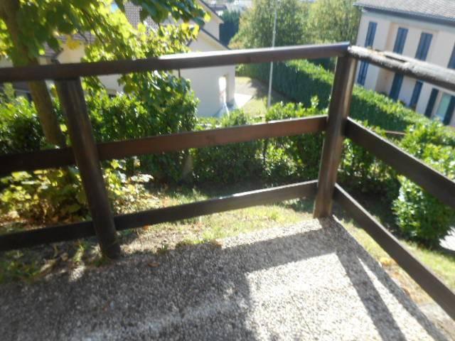 Villa Bifamiliare in affitto a Lecco via Maria Montessori, non arredato/vuoto, giardino privato, box TrovaCasa