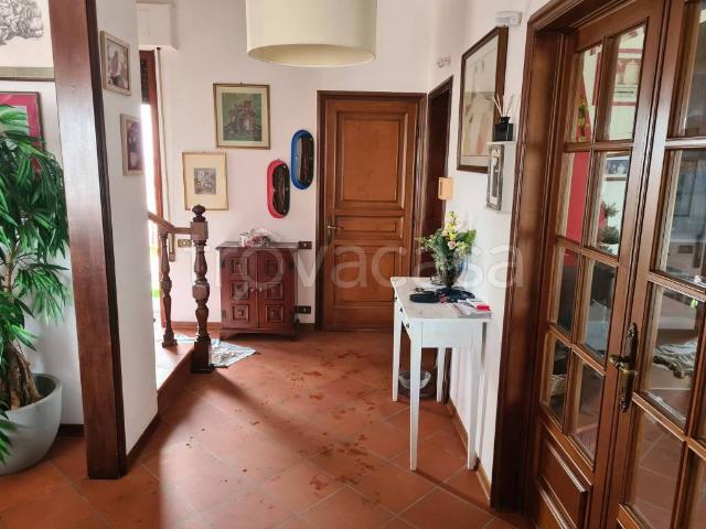 Villa bifamiliare in affitto a Lucca via dei Gianni, Santissima Annunziata