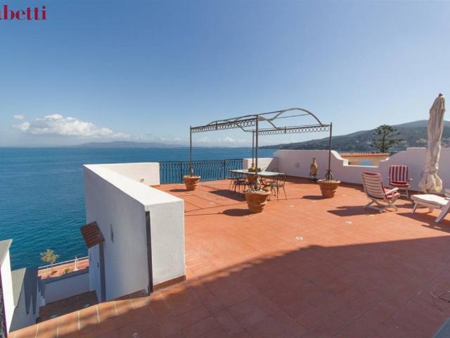 Villa Bifamiliare in affitto a Monte Argentario via dei Fari, arredato, box, terrazzo TrovaCasa