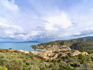 Villa Bifamiliare in affitto a Monte Argentario via del Sole, arredato, giardino privato, posto auto TrovaCasa