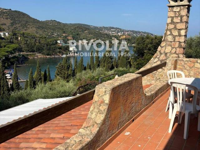 Villa Bifamiliare in affitto a Monte Argentario via Poggio del Golfo, arredato, giardino privato, posto auto TrovaCasa