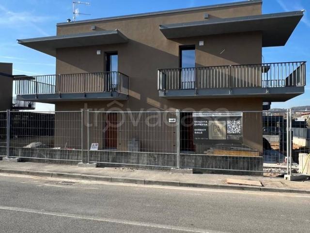 Villa Bifamiliare in affitto a Manerba del Garda via Serraglie, 18, giardino privato, posto auto, terrazzo TrovaCasa