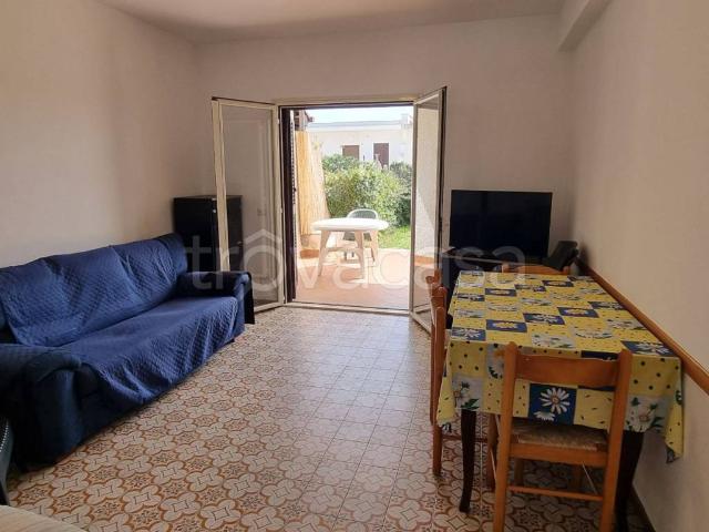 Villa Bifamiliare in affitto a San Felice Circeo via Terracina, arredato, giardino privato, posto auto TrovaCasa