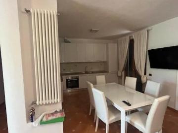Villa Bifamiliare in affitto a Sarzana, case in affitto Sarzana