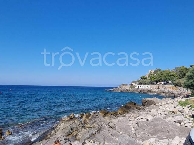 Villa Bifamiliare in affitto a Palermo via Giuseppe Pavone, 44, arredato, terrazzo TrovaCasa