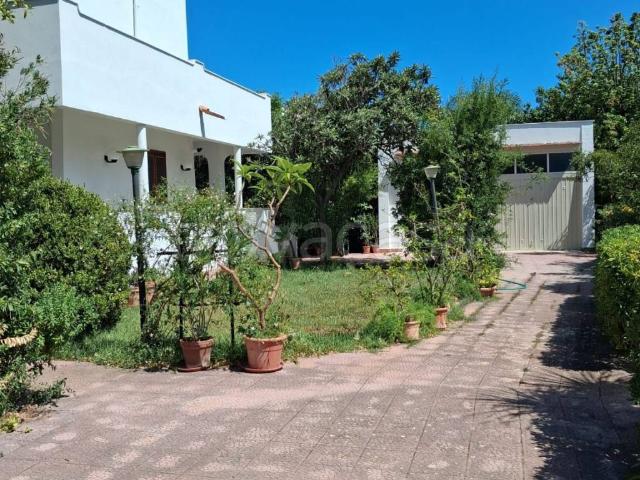 Villa Bifamiliare in affitto a Palermo via Pazienza, 28, non arredato/vuoto, giardino privato, posto auto TrovaCasa
