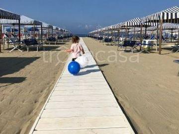 Villa Bifamiliare in affitto a Pietrasanta via Palestro TrovaCasa
