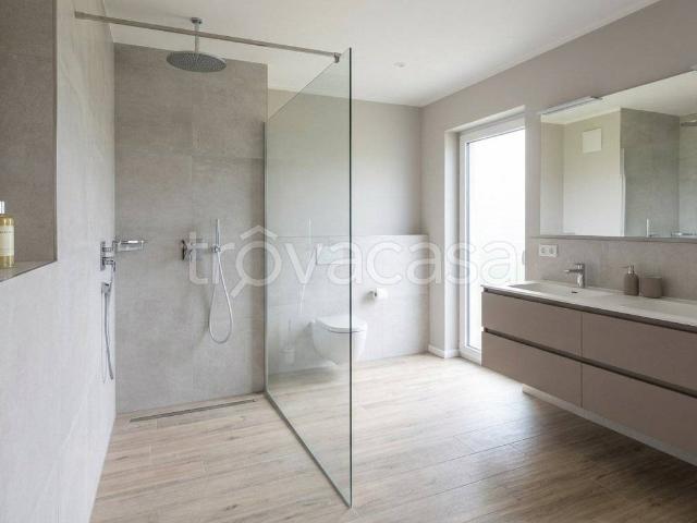 Villa Bifamiliare in affitto a Quinto Vicentino via Roma, terrazzo, riscaldamento autonomo, parzialmente arredato TrovaCasa