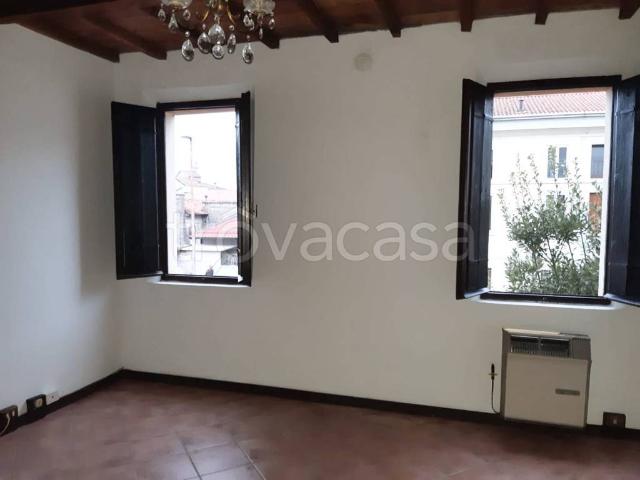 Villa Bifamiliare in affitto a Quistello, non arredato/vuoto, giardino privato, box TrovaCasa