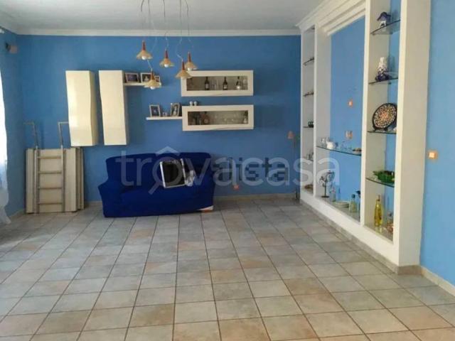 Villa bifamiliare in affitto a Taranto via Calata dell'Auriga, 3, Tamburi Lido Azzurro