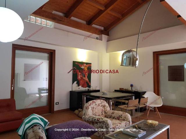 Villa Bifamiliare in affitto a Termini Imerese via Libertà, 237, arredato, posto auto, terrazzo TrovaCasa