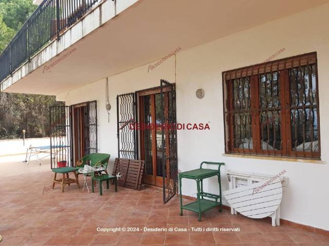 Villa Bifamiliare in affitto a Trabia contrada Giardini, non arredato/vuoto, terrazzo, vista mare TrovaCasa