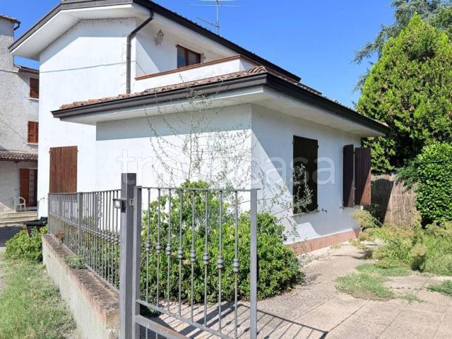 Villa Bifamiliare in affitto a Travo localita la piana quadrelli, box, riscaldamento autonomo, terrazzo abitabile/ampio TrovaCasa