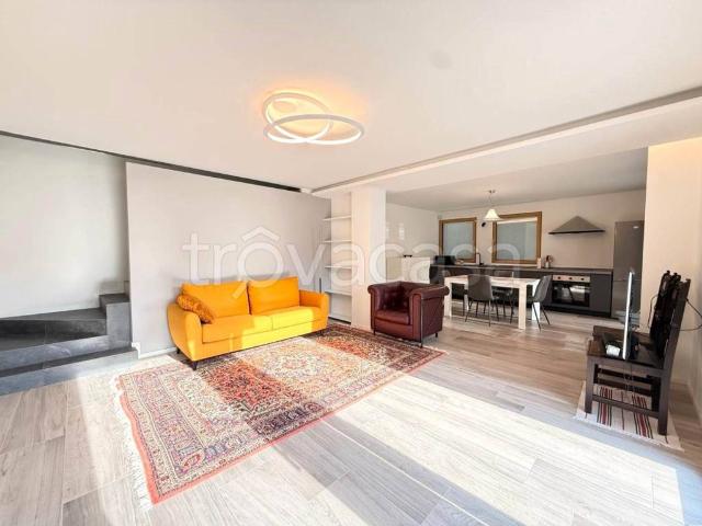 Villa Bifamiliare in affitto a Venezia, non arredato/vuoto TrovaCasa