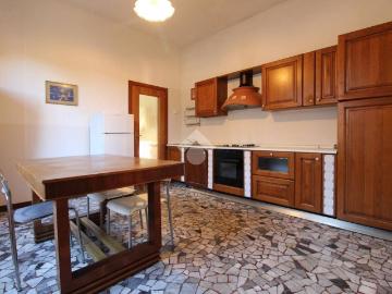 Villa Bifamiliare in affitto a Vicenza viale della Pace, 196, arredato, giardino privato, posto auto TrovaCasa