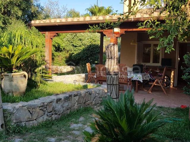 Villa Bifamiliare in in affitto da privato a Terrasini contrada Agli Androni, giardino, da privato, caminetto TrovaCasa