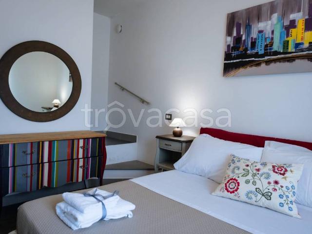 Villa Bifamiliare in in affitto da privato a Trevignano Romano via dei Platani, 94, giardino, da privato, mansarda TrovaCasa