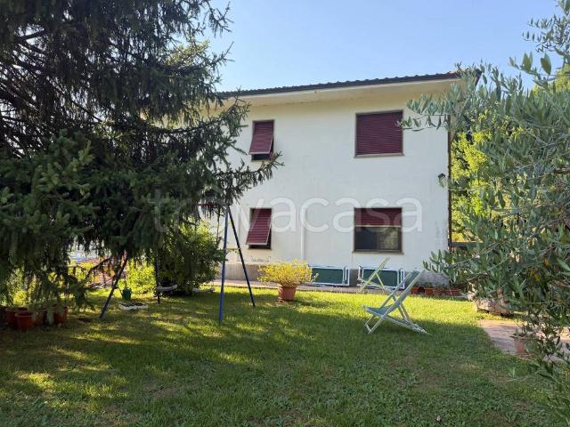 Villa Bifamiliare in in affitto da privato a Borgo a Mozzano via della Fontana, 20, giardino privato, terrazzo, da privato TrovaCasa