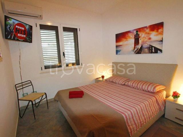 Villa Bifamiliare in in affitto da privato a Castrignano del Capo via Sandro Pertini, 5, da privato, nuova costruzione, vista mare TrovaCasa