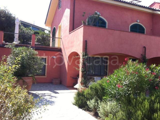 Villa Bifamiliare in in affitto da privato a Celle Ligure via Postetta, 24, giardino, terrazzo, da privato TrovaCasa