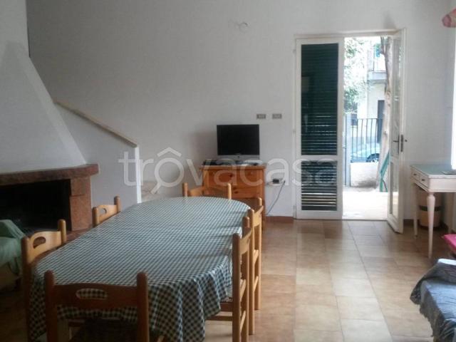 Villa Bifamiliare in in affitto da privato a Corigliano Rossano viale delle Mimose, 70, giardino, da privato, centrale TrovaCasa