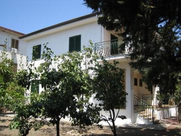 Villa Bifamiliare in in affitto da privato a Corigliano Rossano viale delle Mimose, 70, giardino, da privato, centrale TrovaCasa