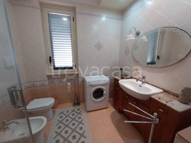 Villa Bifamiliare in in affitto da privato a Gela via del Glicine, 34, arredato, giardino, da privato TrovaCasa