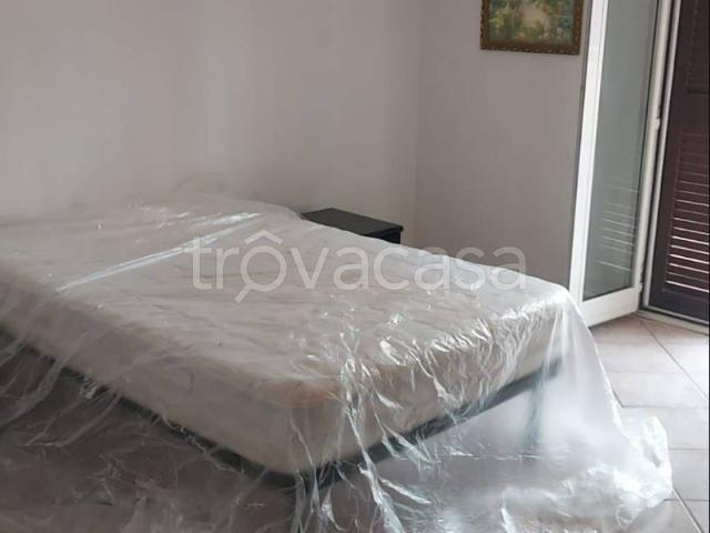 Villa Bifamiliare in in affitto da privato a Ladispoli via Glasgow, 9/a, arredato, giardino, da privato TrovaCasa