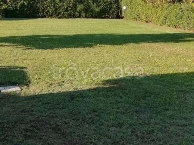 Villa Bifamiliare in in affitto da privato a Montalto di Castro strada del Tirreno, giardino, posto auto, da privato TrovaCasa