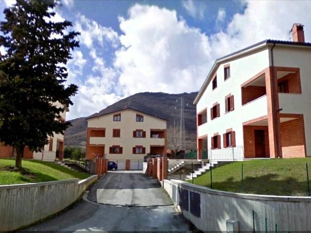 Villa Bifamiliare in in affitto da privato a Scoppito via Roma, 252 a, giardino, posto auto, box TrovaCasa