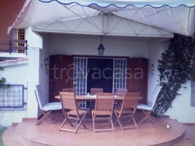 Villa Bifamiliare in in affitto da privato a San Felice Circeo via San Felice Circeo, giardino, terrazzo, da privato TrovaCasa