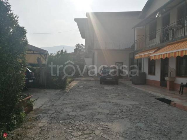 Villa Bifamiliare in in affitto da privato a Spinone al Lago via alla Fonte, 18, arredato, giardino, posto auto TrovaCasa