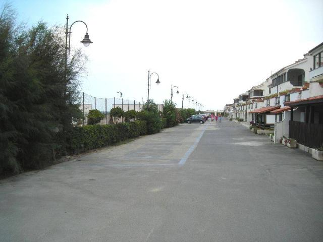 Villa Bifamiliare in in affitto da privato ad Ardea lungomare Tor San Lorenzo, giardino, posto auto, terrazzo TrovaCasa