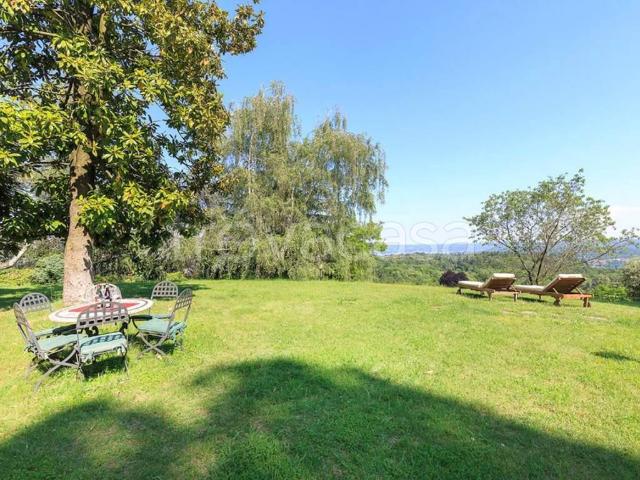 Villa Bifamiliare in in affitto da privato ad Arona via Gianni Vignola, 15, box, da privato, vista panoramica TrovaCasa