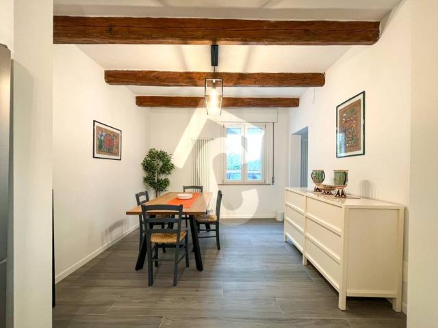 Villa bifamiliare, ottimo stato, 100 m², Via Roma Asse Sud, Jesi