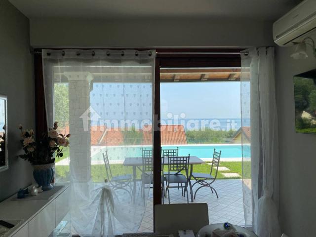 Villa bifamiliare, ottimo stato, 120 m², Moniga del Garda
