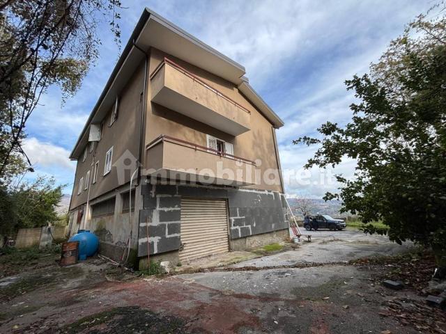 Villa bifamiliare, ottimo stato, 250 m², Nicastro Sambiase, Lamezia Terme