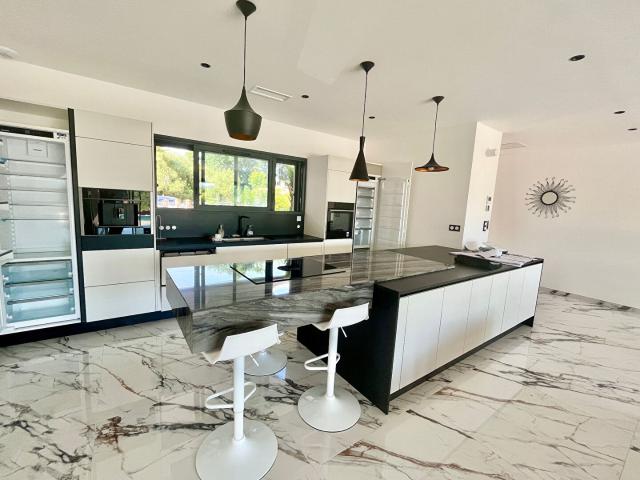 Villa Boussens 4 pièce s 139 m2