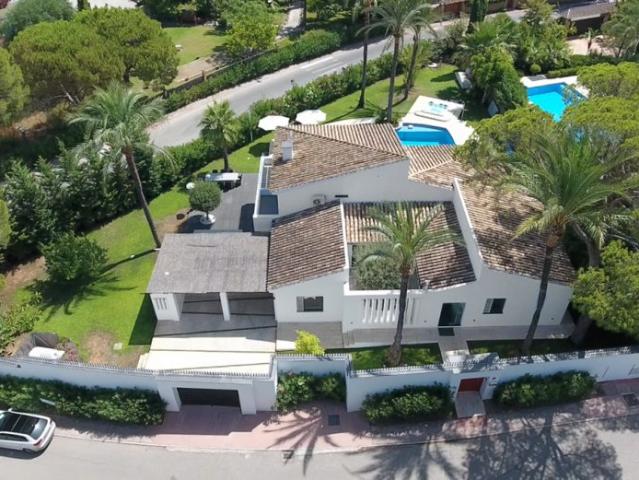 Villa Blasco – Luxury Villa to Rent in Las Brisas, Marbella