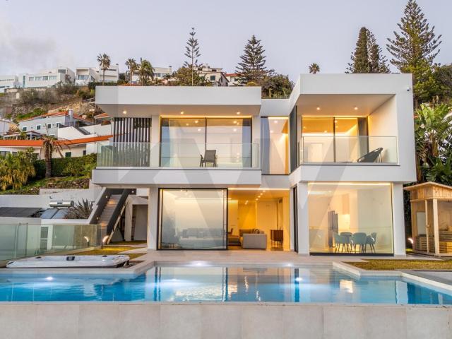 Villa Brandão Mello 210m² Caniço