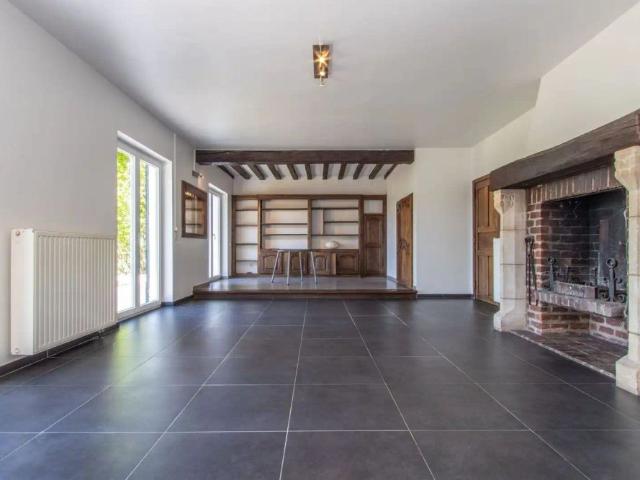 Villa bungalow met 3 slaapkamers, garage en prachtige tuin/uitzicht