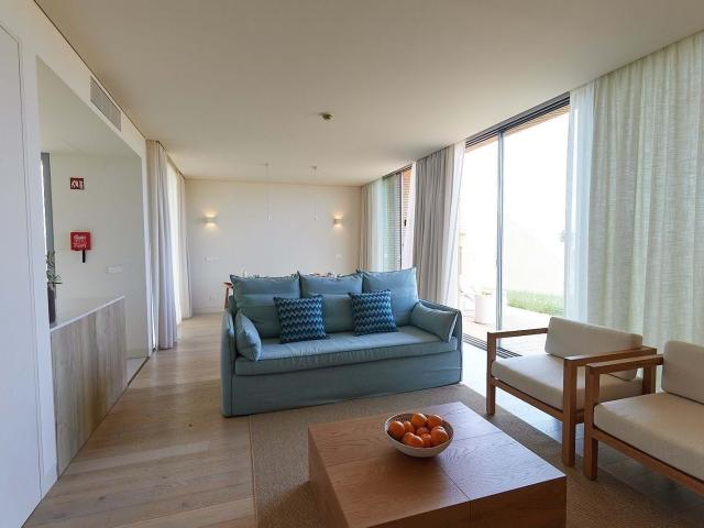 Villa C14_2Bedroom_Unit AN com varanda WhiteShell