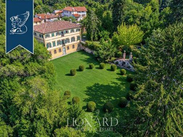 Villa Camaiore Lucca DS105491594