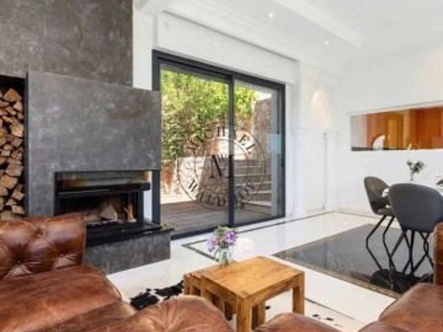 Villa • Cabbe Saint Roman