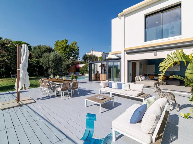 Villa Californienne. Nice / Saint Pierre / Vue Mer Panoramiq. 150m² Nice