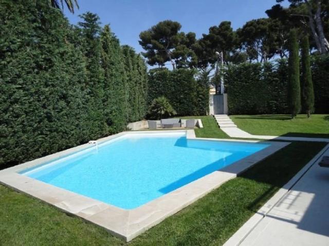 VILLA CALIFORNIENNE AU CAP D’ANTIBES