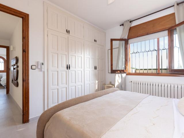Villa Carmen near Sitges Pool, A/C,EV&Sea Views