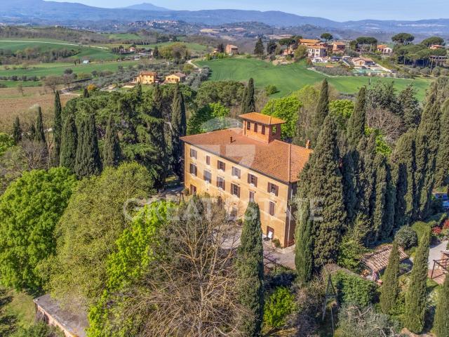 Villa Cesarini 719m² Castiglione del Lago