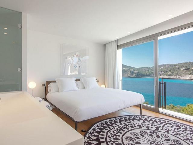 Villa / Chalet de 1070 m2 en venta en Cami de Salinar, es Camp de Mar, Provincia de Islas Baleares, Baleares